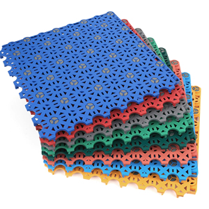 Dalles de gazon artificiel emboîtables en matériau TPE Enlio, élastiques, pour terrains de sport de basketball en extérieur, écologiques et ignifuges - Product Image 1