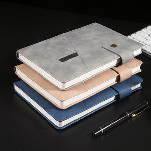 Ensemble cadeau de carnet en cuir PU A5 personnalisé, journal d'affaires avec stylo, fournitures de bureau promotionnelles d'entreprise avec impression de logo - Product Image 4
