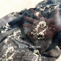 Tissu en Georgette de Chiffon à Imprimé Floral Hibiscus Vintage Effet Encre sur Fond Noir, Doux, Respirant et Translucide pour Vêtements Féminins