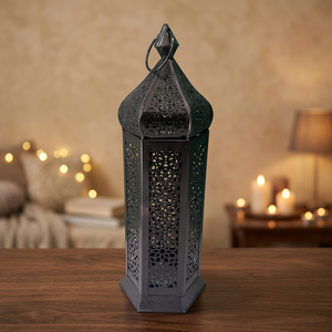 Lanterne porte-bougie artisanale en fer noir de style marocain pour toutes les occasions, décoration intérieure - Product Image 1