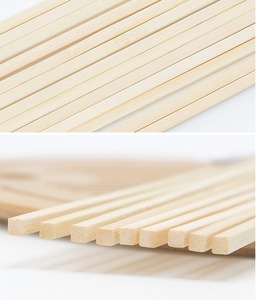 Palillos Cuadrados de Bambú Natural Biodegradables y Ecológicos a Precio Económico, Fáciles de Limpiar, para Carne, Uso en Cocina al Aire Libre, Compostables y Ecológicos Personalizados - Product Image 3