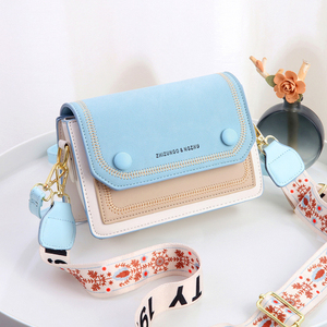 New <b>candy</b>-colored wide and narrow double shoulder straps fashionable Korean style trendy and high-quality small square bag - Product Image 3