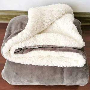 Double Layer Winter Sherpa Fleece Blanket <b>Red</b> Solid Jacquard Knitted Warm Soft Thickened Flannel Anti-Dust Mite for Bed Travel - Product Image 5