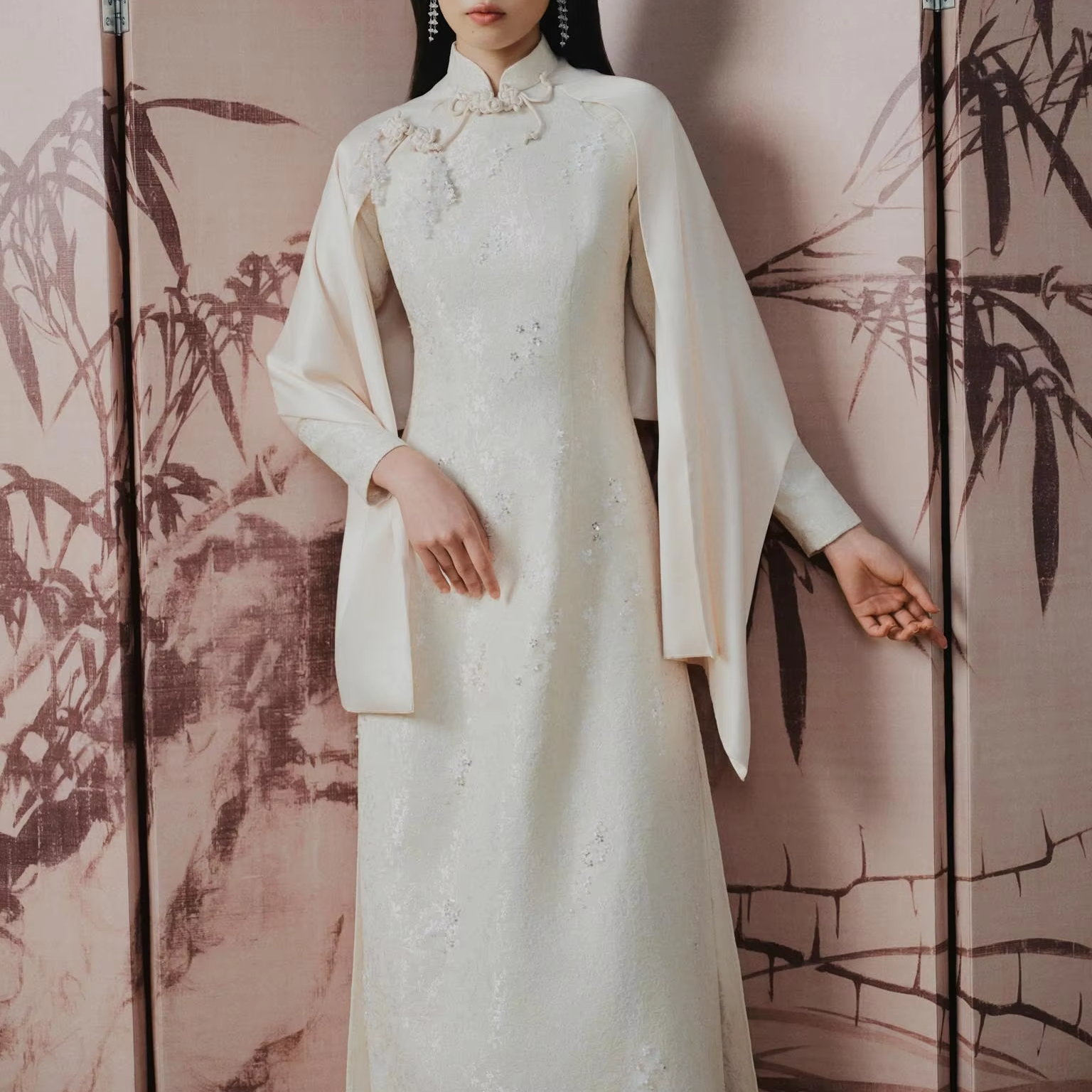 Wholesale Traditional Vietnamese Ao Dai for Women Wholesale Traditional Vietnamese Ao Dai for Women