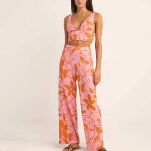 <span class=keywords><strong>Ensemble</strong></span> Luxe Femme <span class=keywords><strong>de</strong></span> Haute Qualité Imprimé Hawaïen, Haut Sans Manches Col V Profond et <span class=keywords><strong>Pantalon</strong></span>, 100 % Lin Sur Mesure - Product Image 1