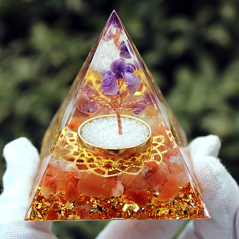 Amethyst tree metal plastered with red rabbit fur