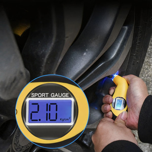 Pengukur Tekanan Ban Digital MINI 4 Rentang 150 PSI dengan Fungsi 2-in-1 dan Garansi untuk Mobil, SUV, Truk, Sepeda & Motor - Product Image 4