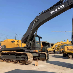 Excavatrice sur chenilles Volvo EC480 d'occasion, capacité de 50 tonnes, modèle 2018, capacité de la benne de 3 m, puissance de 112 kW, bon état, peinture d'origine - Product Image 1