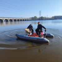 Fabricación Personalizada de Tubos Flotantes Plegables para Pesca, Balsa Inflable de PVC Resistente para Surf, Fabricante Chino