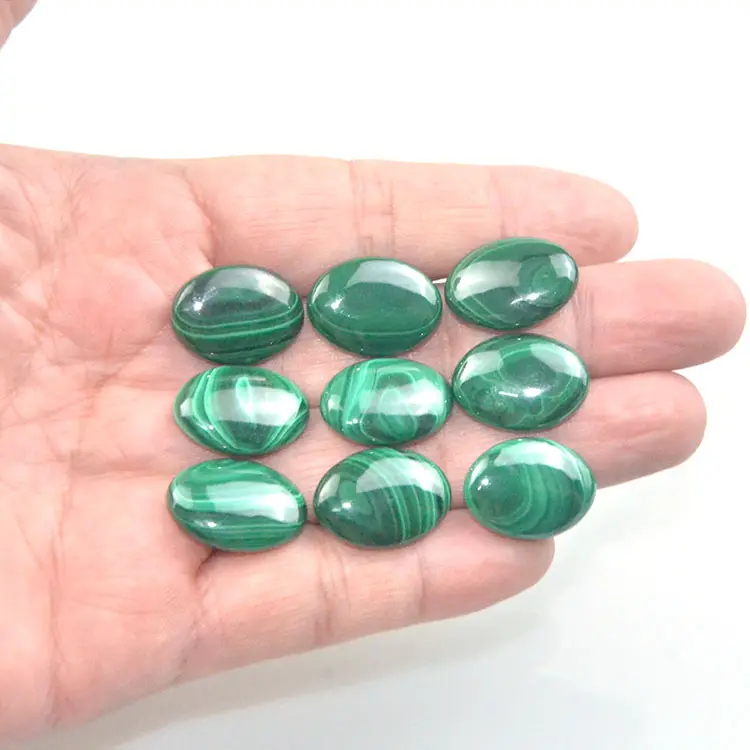 Vente en gros de pierre de malachite naturelle Dongguan Aita Pierres précieuses en vrac 20x15mm Cabochon ovale à deux faces pour la fabrication de bijoux