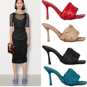 Sandales à talons hauts en similicuir tricoté pour femme, à bout carré ouvert, talons fins, style escarpins - Product Image 5