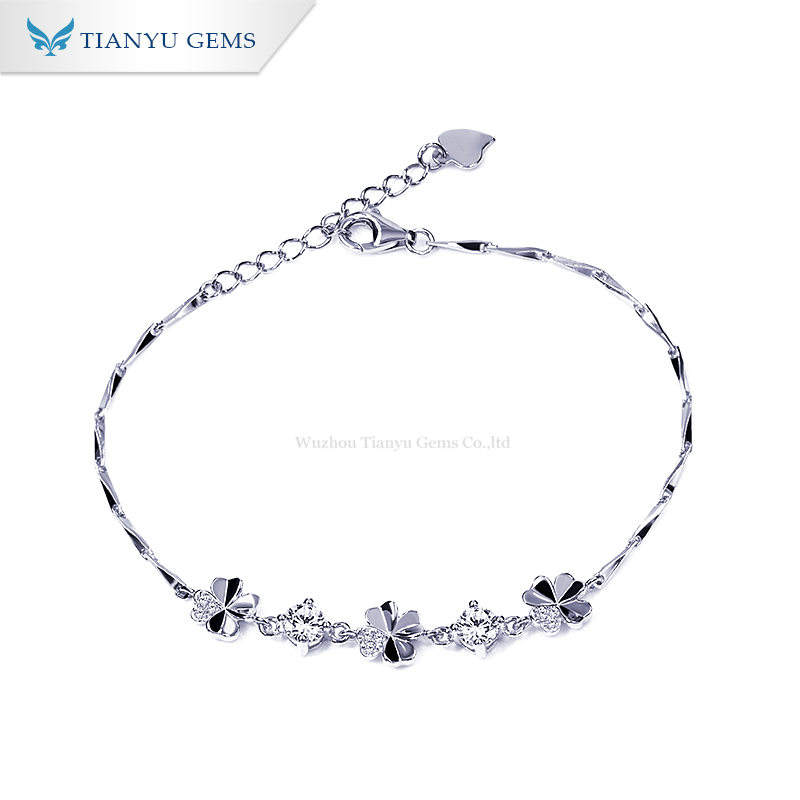 White Gold plated 7 inches mini clover bracelet