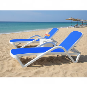 <span class=keywords><strong>Chaise</strong></span> <span class=keywords><strong>longue</strong></span> de plage pliable <span class=keywords><strong>en</strong></span> <span class=keywords><strong>plastique</strong></span> moderne populaire avec coussins <span class=keywords><strong>en</strong></span> coton pour hôtel et cour - Product Image 1