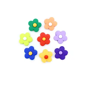 Abalorios de resina de flores de estilo coreano, abalorios de resina de flores pequeñas de cinco pétalos para muñeca de relleno de limo, funda de teléfono artesanal Diy, horquilla