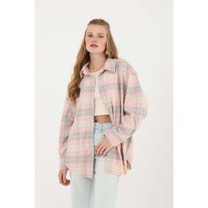 เสื้อเชิ้ตผ้าสักหลาดลายสก๊อตสีชมพู ผู้หญิง ติดกระดุม สไตล์วินเทจลำลอง ใส่ได้ทุกวัน - Product Image 2