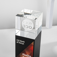 Glänzende Gravur OEM / ODM UV-Druck Kristallglas Craft Custom Star Shape Award für Business Souvenir Geschenk