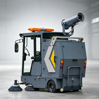 Balayeuse de rue à batterie ZMT E-72 G26 avec cabine fermée, moteur, bac à déchets de 240 L, réservoir d'eau de 300 L pour les gares métro et les aéroports