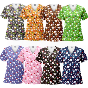 Haut de blouse d'infirmière en polyester de haute qualité, motifs imprimés tendance, uniforme médical pour femmes, tenue d'hôpital - Product Image 1