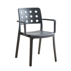 Chaises <span class=keywords><strong>de</strong></span> salle à manger en plastique pour la maison, style minimaliste avec dossier, populaires dans les cafés, chaises pour salons <span class=keywords><strong>de</strong></span> thé, chaises <span class=keywords><strong>de</strong></span> jardin - Product Image 1
