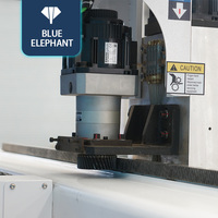 Machine à graver CNC automatique multi-usages 1325 1530 Atc, machine à graver CNC pour le bois, machine à fabriquer des meubles, des portes de cuisine, prix