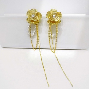 Precio de fábrica, pendientes de plata 925 con borla de mariposa, hechos a mano en oro de 18k, pendientes largos de lujo con flor y perlas para mujer - Product Image 4