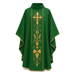 Casulla Bordada Católica, Casulla Bordada Personalizada para Iglesia, Casulla Católica Tradicional Verde - Product Image 1