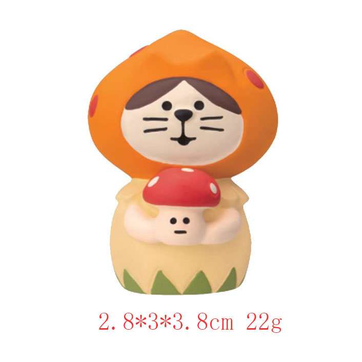 Orange headscarf mushroom cat