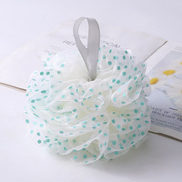 Vente en gros Éponge de bain à pois 40g Filles Fashion Dot Pattern Bath Loofah Pouf éponge à fleurs épurateur de corps