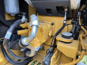 Excavadora usada CAT305.5E2 excavadora de orugas de segunda mano 5,5 TON mini precio barato buen rendimiento de trabajo maquinaria de China - Product Image 5