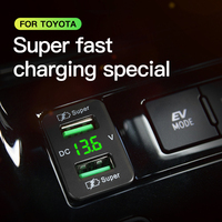 Pengisi Daya Mobil USB Super Cepat 36W Ganda dengan Voltmeter Digital Terintegrasi, Cocok untuk Soket Mobil Toyota QC3.0 Pengisian Cepat Otomatis