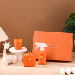 Ensemble cadeau de diffuseur de parfum à roseaux, bougie parfumée et vaporisateur d'ambiance de luxe personnalisé avec logo, 3 pièces, pour la Saint-Valentin - Product Image 2