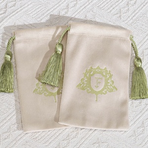 Sacchetto in Velluto Super Morbido con Logo Personalizzato Stampato e Nappina per Profumi Gioielli Confezione Regalo Sacchetto Antipolvere in Velluto - Product Image 2