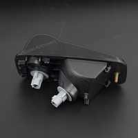 Geling Factory Pièces de carrosserie Camion Long Lampe de porte Feu d'angle Feu de position latéral sur la porte pour Isuzu 700p Npr ELF Nqr 2008 +.