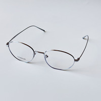 Nouvelles Lunettes Modèle 2026 Couleur Or pour Femmes, Lunettes de Mode Personnalisées, Protection Anti-Lumière Bleue, Lunettes pour Hommes