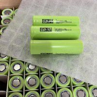Batteries cylindriques rechargeables au lithium-ion 18650 29E 3.7V 5000mAh 3C 8.7A à décharge élevée pour le stockage d'énergie domestique