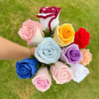 Künstliche Blumen Romantische Moderne Baumwollstoff Handgemachte Häkel-Einzelne Große Rote Rosen für Halloween-Geschenk Ehefrau Ewige Rose Geschenk