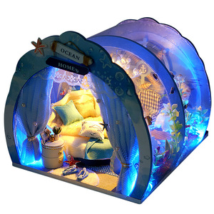 Puzzle artigianale di Cottage con fondali incantati artigianali 3D: un ricordo luminoso magistralmente assemblato, ideale per regalare - Product Image 2
