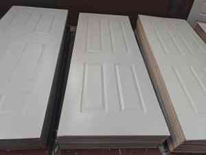 Peau de porte en HDF en gros de l'usine chinoise, placage <span class=keywords><strong>bois</strong></span>, porte de chambre à 3/4/6/9 panneaux - Product Image 4