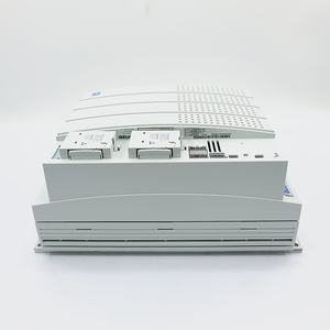 Variateur de fréquence Lenze I700 E82CV223K4B571 - Product Image 1