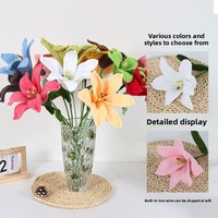 Bouquet de fleurs artificielles en laine de crochets fait main, fleur unique en laine de crochets, cadeau pour la Saint-Valentin, la fête des mères, Noël, un mariage