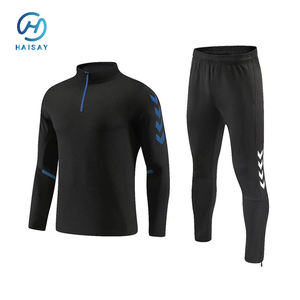 ชุดกีฬาฟุตบอลกลางแจ้งสำหรับผู้ใหญ่ชายฤดูร้อนเสื้อบอลแห้งเร็วแบบระเหิดเทคนิคการพิมพ์โลโก้แบบกำหนดเอง - Product Image 1