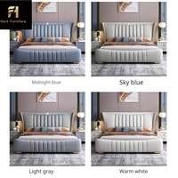 Ensemble de lit de chambre à coucher en bois de luxe italien de grande taille, de haute qualité, très vendu, personnalisable avec tables de chevet