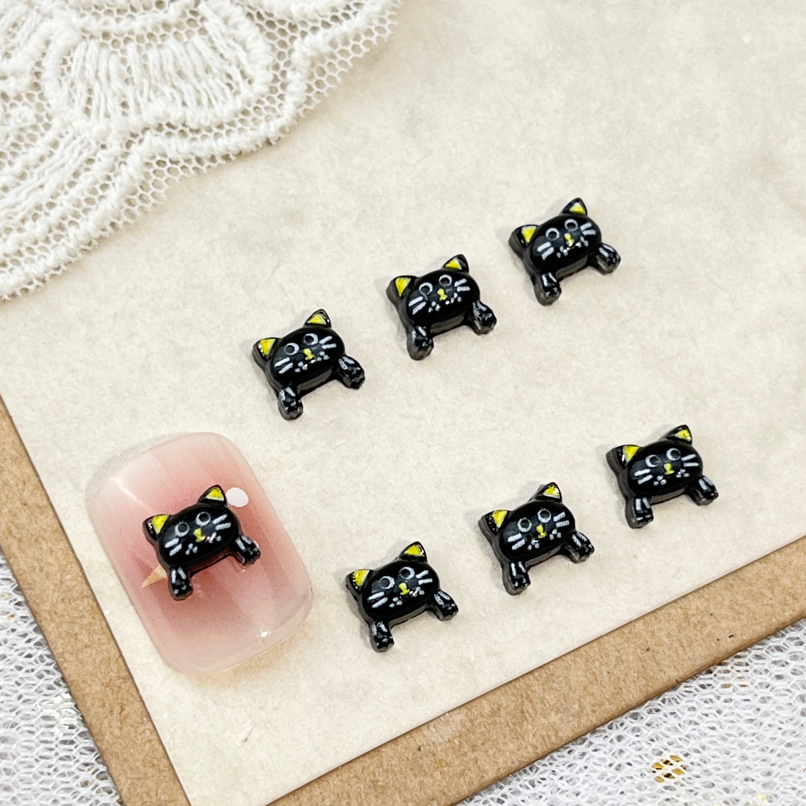 #5 Black Cats [Mini]