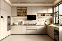 Meuble de cuisine classique américain moderne en chêne avec panneaux surélevés, quincaillerie en laiton, îlot central et portes en panneaux de particules