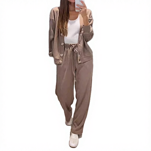 Conjunto de Pantalones Rectos Casuales y Suéter Holgado Transpirable con Cuello en V, Color Sólido, Nueva Moda Otoño 2025, Venta al Por Mayor - Product Image 4