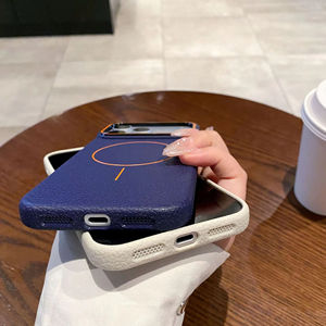 Funda para Teléfono con Sensación de Piel, para <span class=keywords><strong>iPhone</strong></span> 17 <span class=keywords><strong>Pro</strong></span> <span class=keywords><strong>Max</strong></span>, Diseño Deportivo de TPU, Protector de Teléfono Móvil - Product Image 3