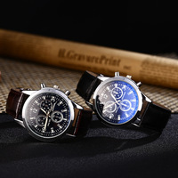 Montre numérique à quartz en acier inoxydable pour homme et femme, boîtier en alliage, style mode luxe, cadeau couple, style professionnel