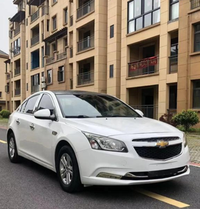 Véhicule à essence à bas <span class=keywords><strong>prix</strong></span>, prêt à être expédié, berline 5 portes 7 places <span class=keywords><strong>Chevrolet</strong></span> <span class=keywords><strong>Cruze</strong></span> 2024 1.5L Turbo automatique conduite à gauche cuir - Product Image 2