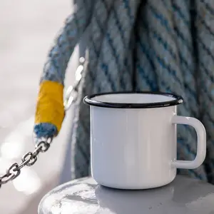 200ml 500ml 9cm büyük özel beyaz boş süblimasyon kaplı kahve çay su OEM emaye desenli bardak kare kolu