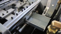 Machine de construction de structure en acier préfabriquée avec moteur et moteur PLC, puissance 11 kW, dimensions 6000x800x1100 mm